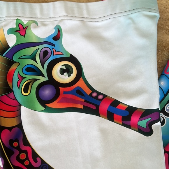 Gearbunch Ornamental Seahorse Leggings - Picture 11 of 13